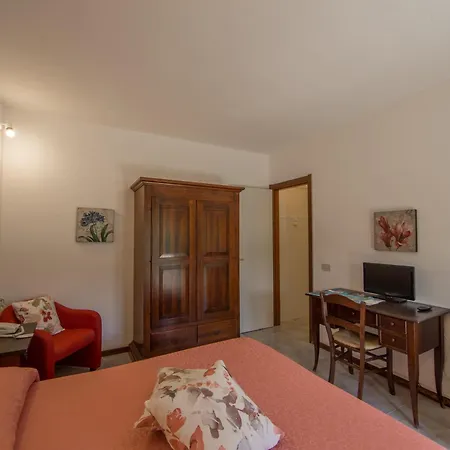 La Feluca Otel